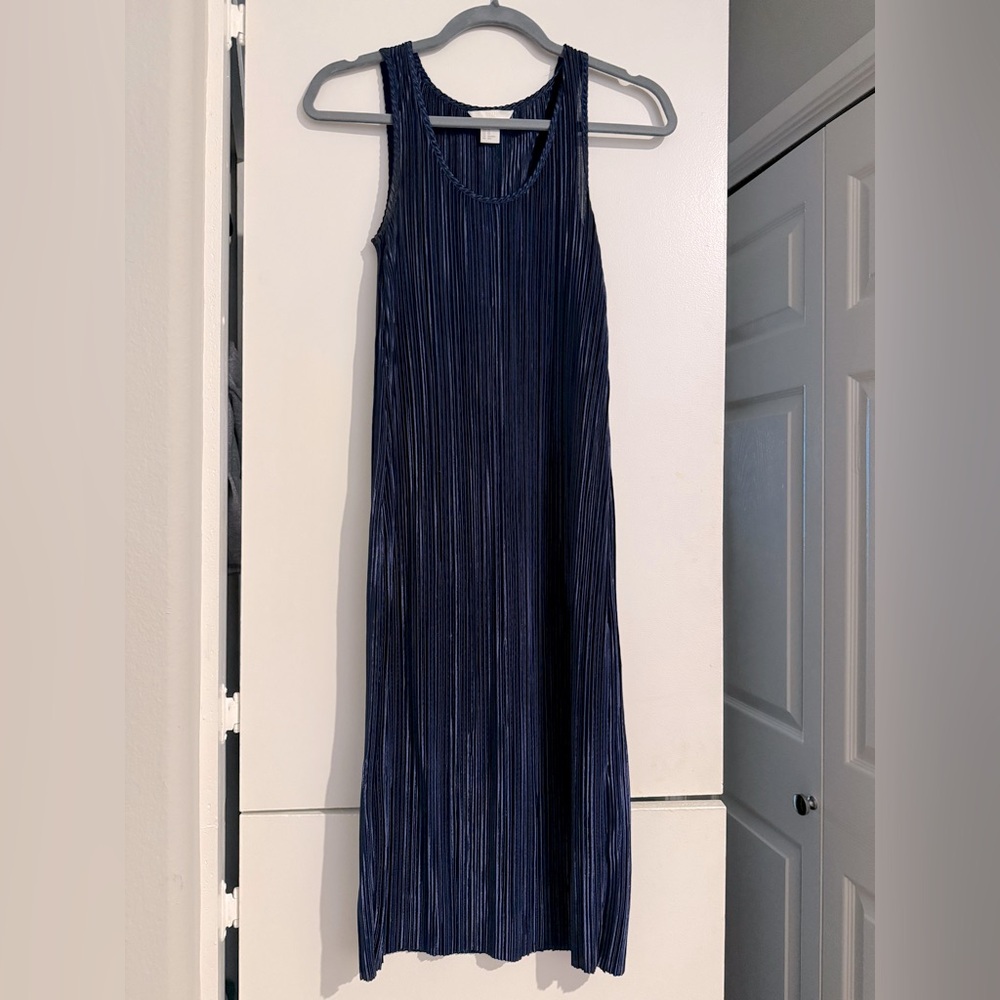 H&M Navy Blue Sleeveless Pleated Dress